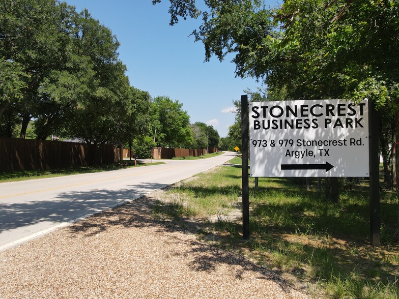 979 Stonecrest Rd, Argyle, TX for lease - Building Photo - Image 3 of 21