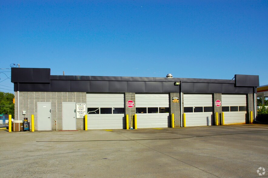 598 Powder Springs St SE, Marietta, GA for sale - Building Photo - Image 3 of 8