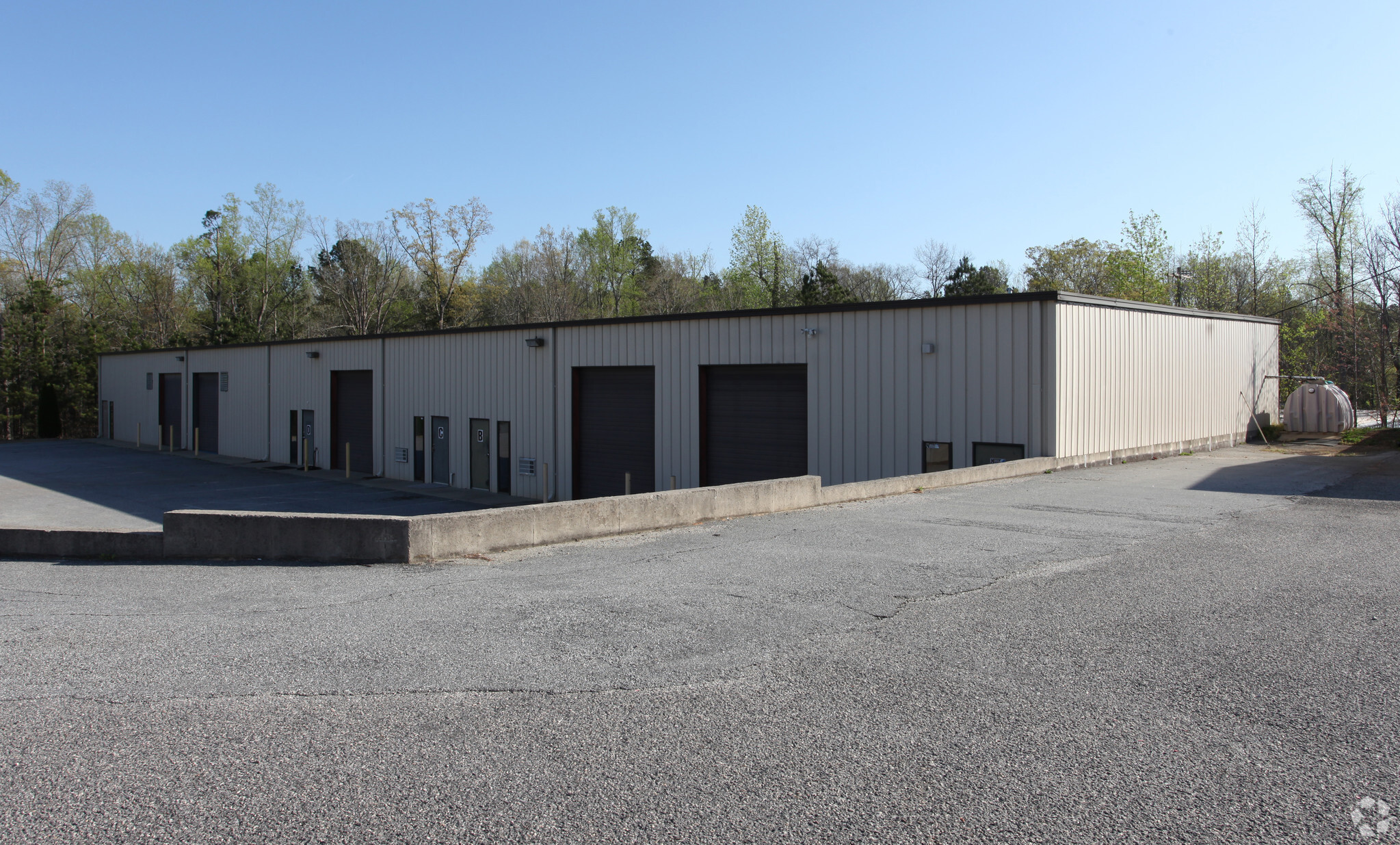 2614 Business Dr, Cumming, GA 30028 | LoopNet