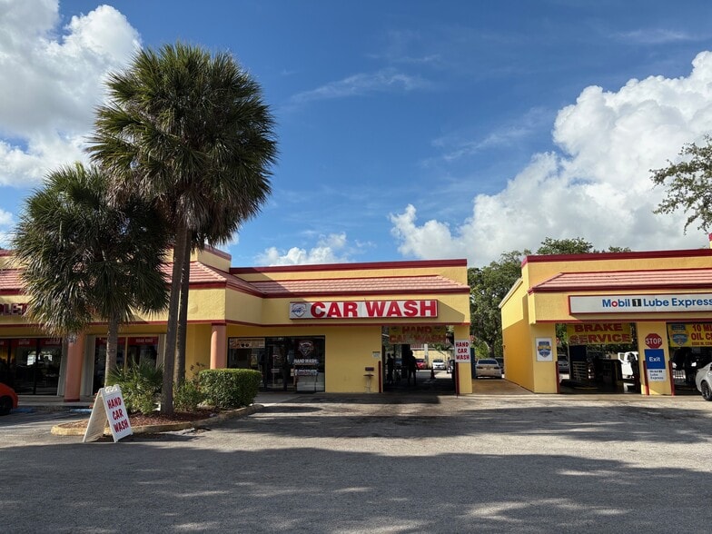 6480-6520 W Commercial Blvd, Lauderhill, FL for lease - Building Photo - Image 3 of 10