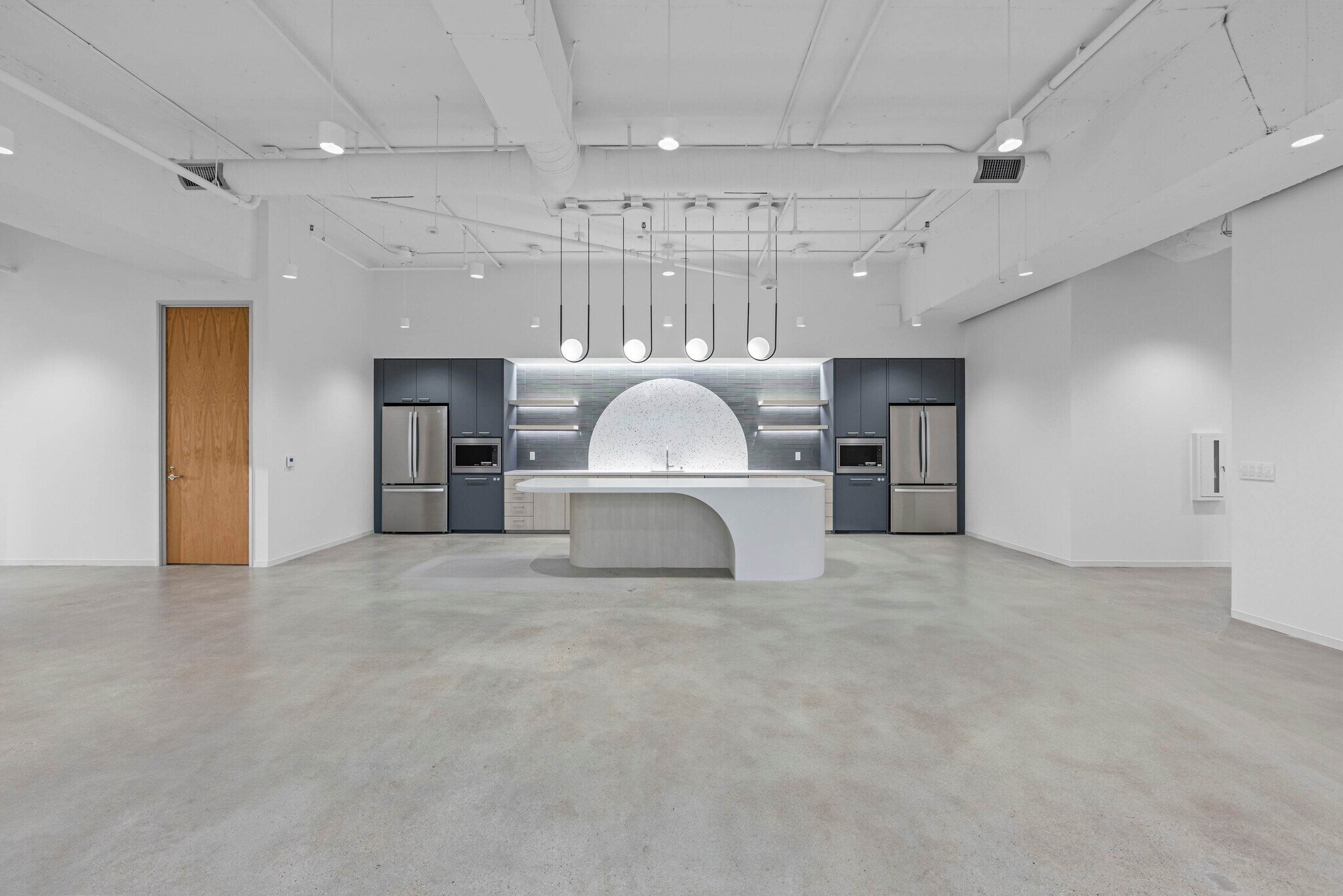 18100 Von Karman Ave, Irvine, CA for lease Interior Photo- Image 1 of 5