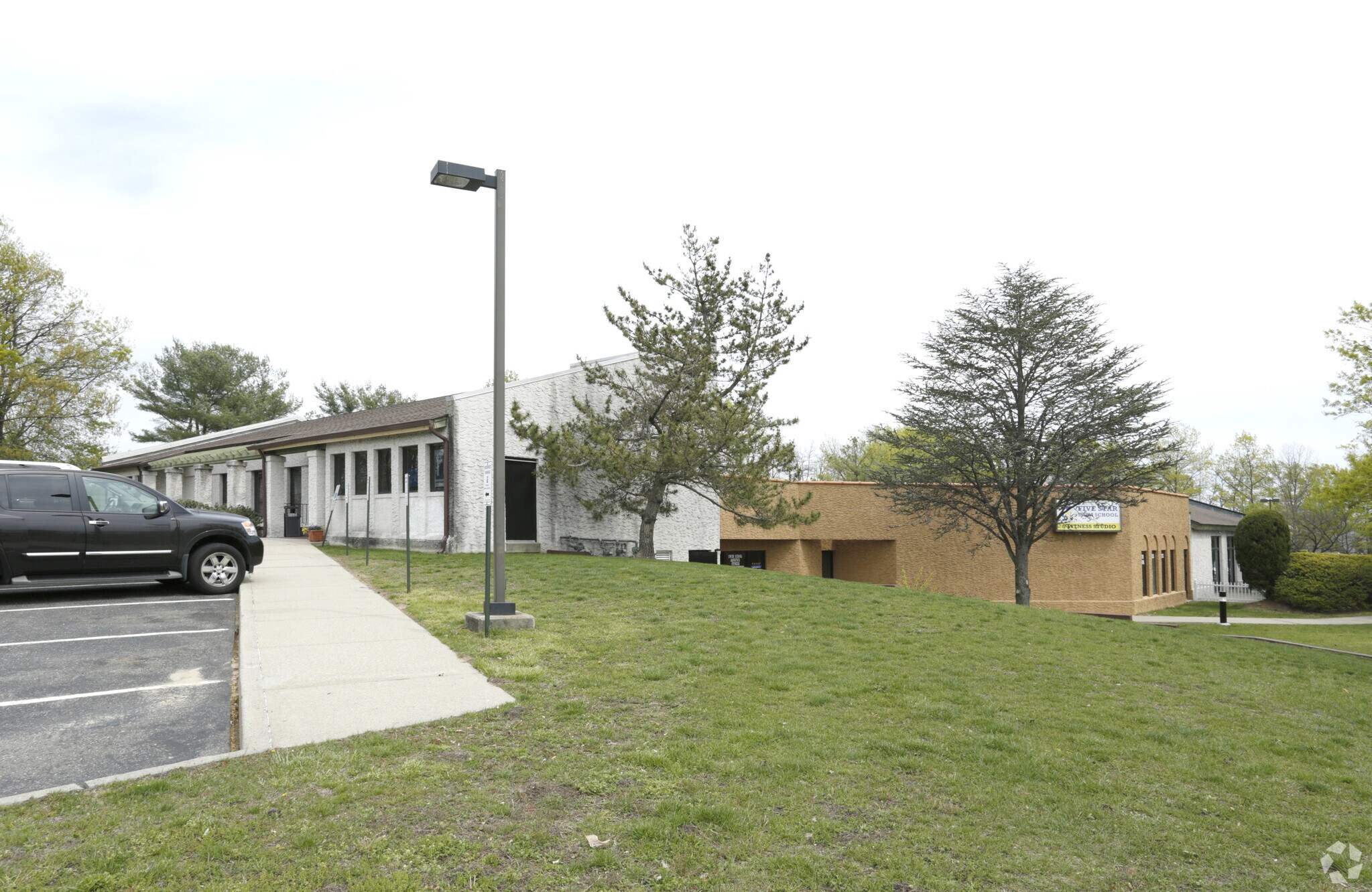 1 Corbett Way, Eatontown, NJ for lease Primary Photo- Image 1 of 6