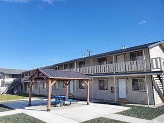 More details for 420-470 H St, Hawthorne, NV - Multifamily for Sale