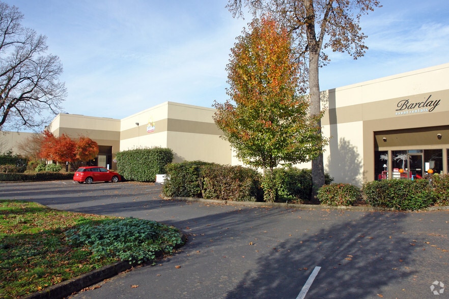 15525 SE For Mor Ct, Clackamas, OR for lease - Primary Photo - Image 2 of 6