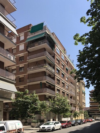 More details for Calle María de Guzmán, 61, Madrid - Multifamily for Sale