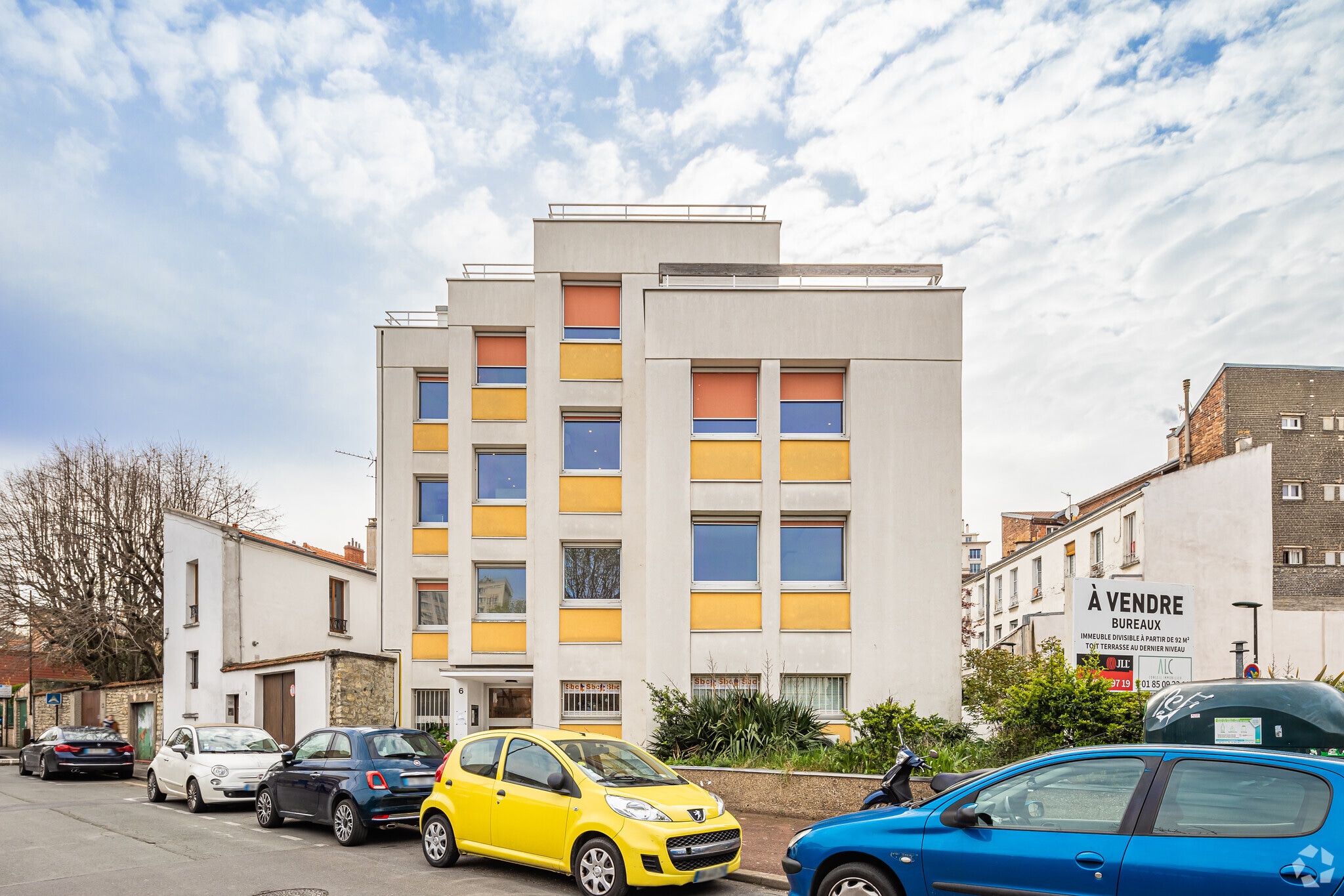 Office in Malakoff for lease Primary Photo- Image 1 of 4