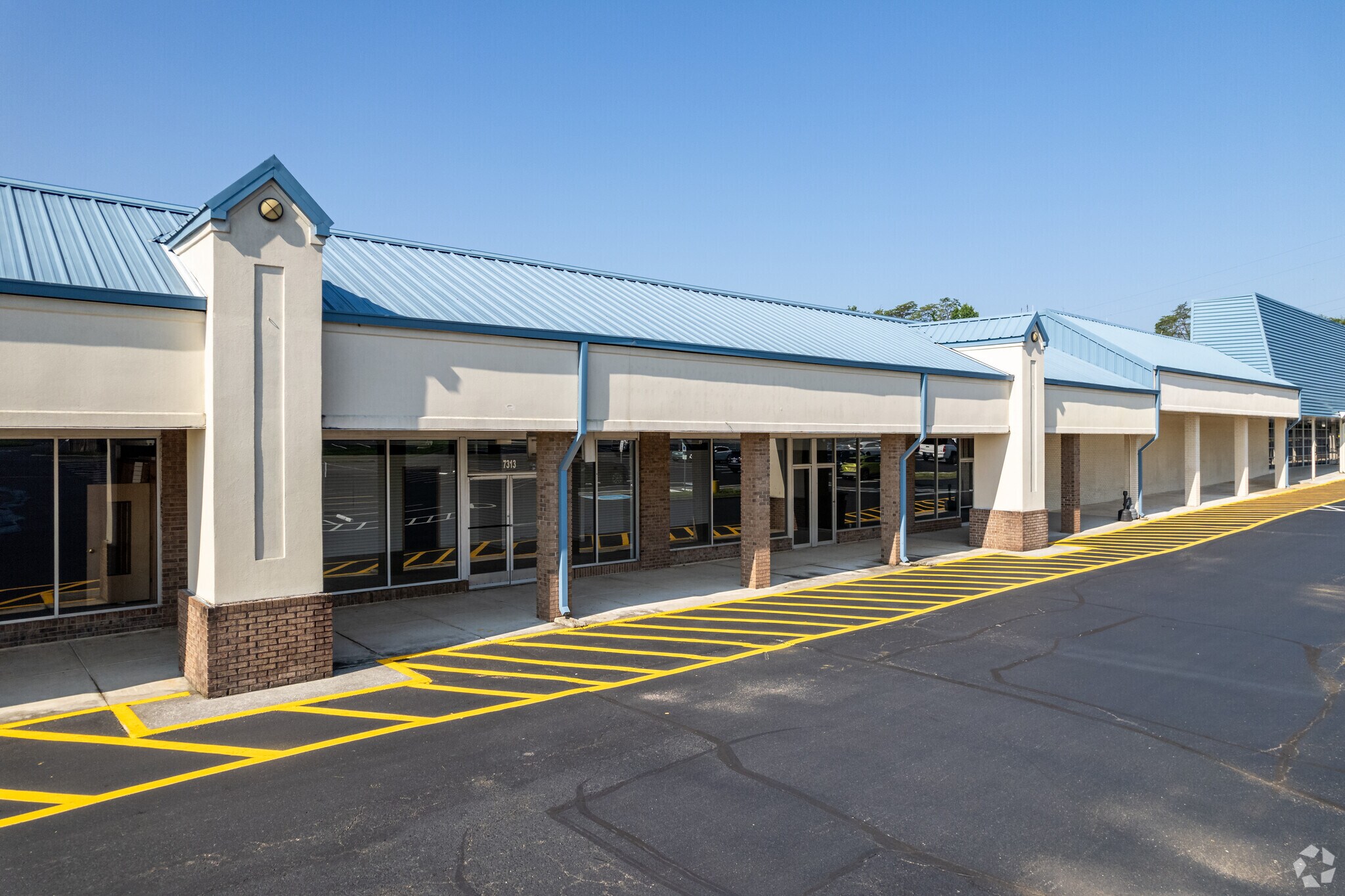 73117403 Chapman Hwy, Knoxville, TN 37920 Chapman Plaza