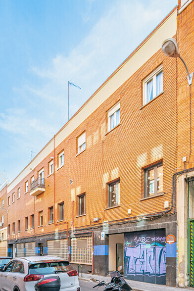 Calle Matilde Díez, 11, Madrid, Madrid for lease - Building Photo - Image 2 of 2