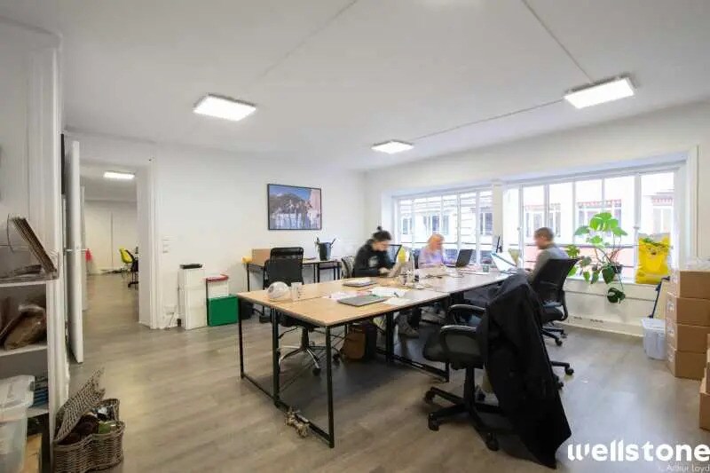 Office in Paris for lease - Building Photo - Image 3 of 10