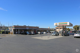 More details for 7-Eleven Anchored Center with Gas – for Sale, El Cajon, CA