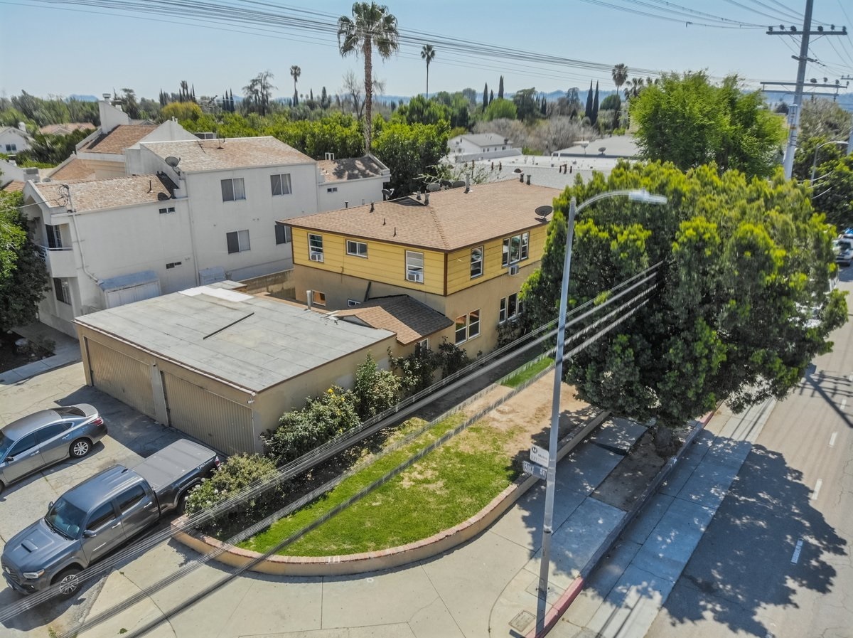 6940 Woodley Ave, Van Nuys, CA 91406 | LoopNet