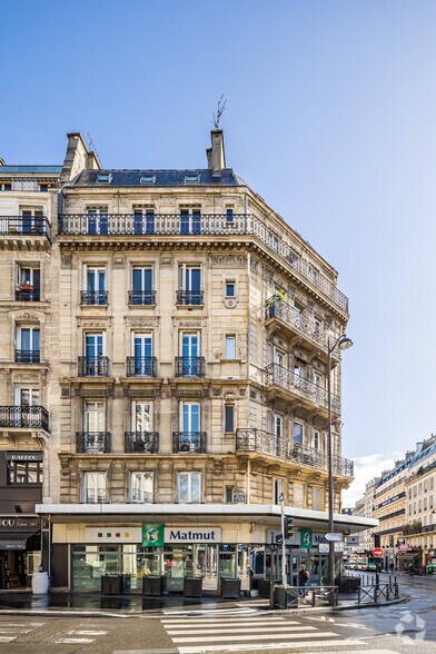 14 Rue Du Huit Mai 1945, Paris for lease - Building Photo - Image 3 of 12