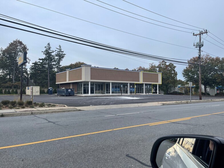 6079 Jericho Tpke, Commack, NY 11725