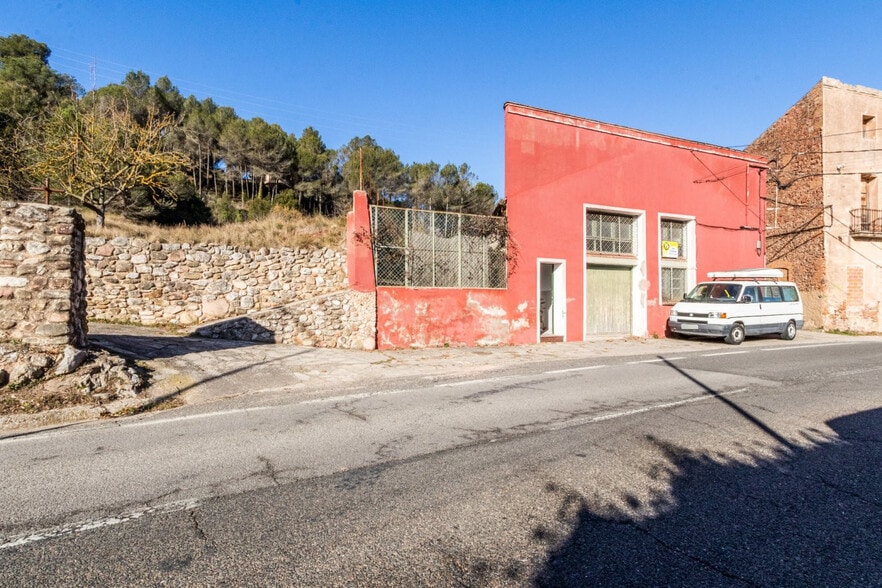 Industrial in Sant Llorenç Savall, Barcelona for sale - Building Photo - Image 2 of 25