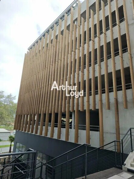 Office in Nice for lease - Building Photo - Image 3 of 20