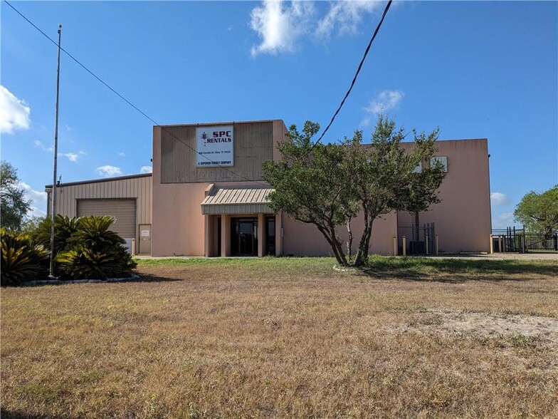 908 Cecilia St, Alice, TX for sale - Building Photo - Image 1 of 4