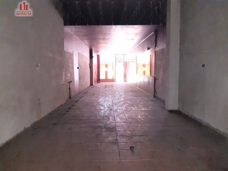 Retail in Ourense, Orense for lease - Building Photo - Image 2 of 3