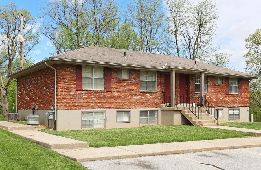 9002 NW 57th St, Parkville, MO for sale - Building Photo - Image 1 of 1