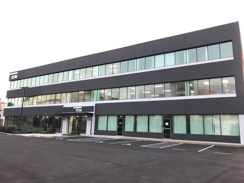 2-10 S Patterson Blvd, Dayton, OH for lease - Primary Photo - Image 1 of 6
