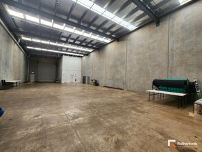 30 Ravenhall Way, Ravenhall for lease Interior Photo- Image 2 of 6