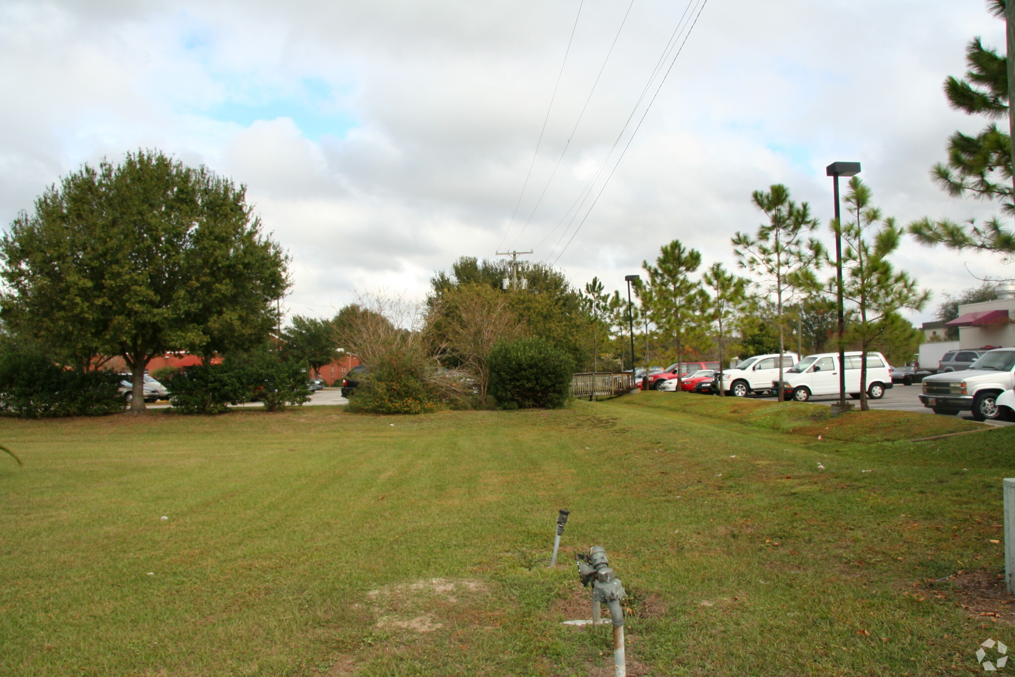 700 E Bloomingdale Ave, Brandon, FL for sale Primary Photo- Image 1 of 1