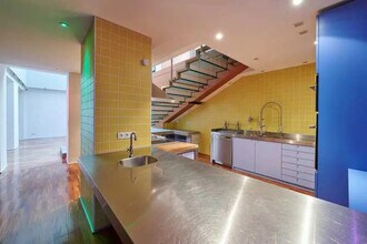 5 Rue Bouchardon, Paris for sale Interior Photo- Image 1 of 13