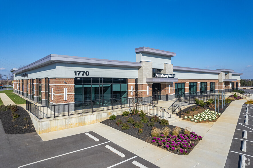 1770 Hempstead Rd, Lancaster, PA for lease - Building Photo - Image 1 of 9