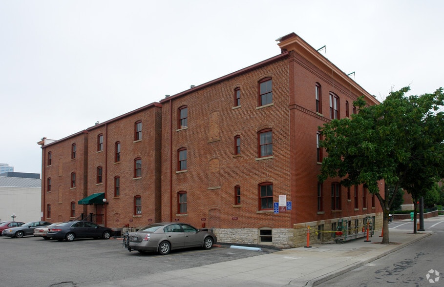 341-345 S 3rd St, Columbus, OH for sale - Building Photo - Image 3 of 16