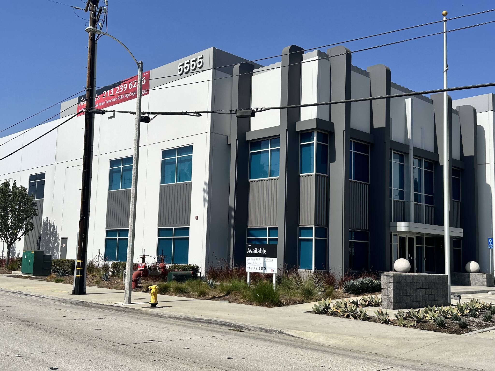 5555 E Slauson Ave, Commerce, CA for lease Building Photo- Image 1 of 7