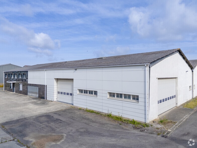 12 Chemin De La Chasse, Colomiers for lease - Aerial - Image 3 of 5