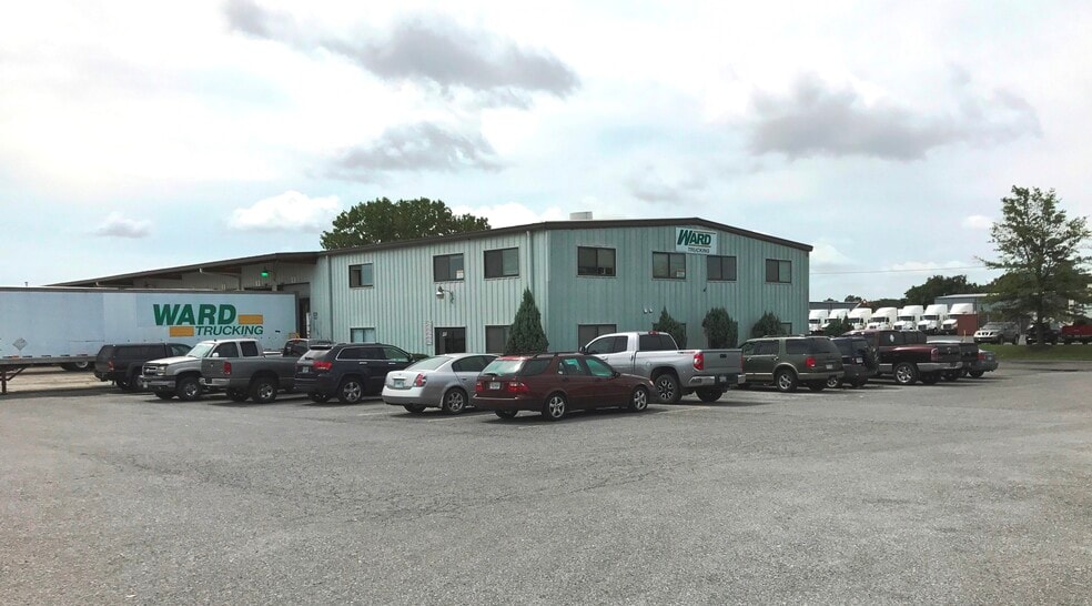 257 Tyson Dr, Winchester, VA for lease - Building Photo - Image 2 of 4