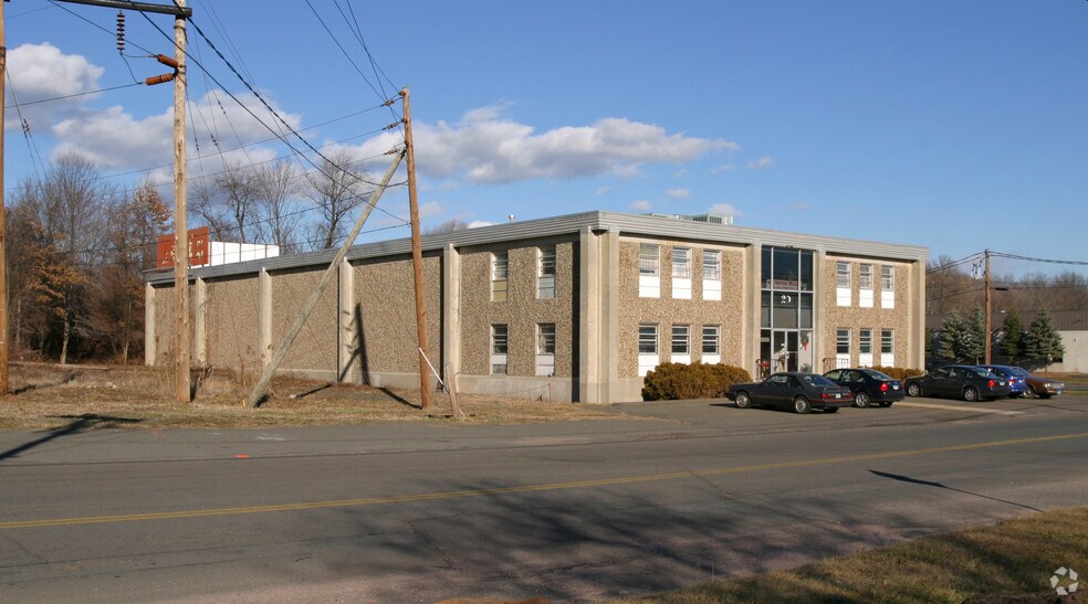 20 Holmes Rd, Newington, CT for sale - Building Photo - Image 1 of 1