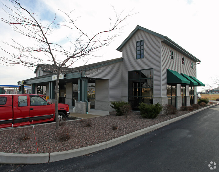 119-139 Main St, Belgium, WI for sale - Building Photo - Image 3 of 7