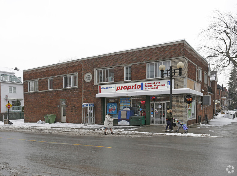 3920 Av du Mont-Royal E E, Montréal, QC for sale - Primary Photo - Image 1 of 2