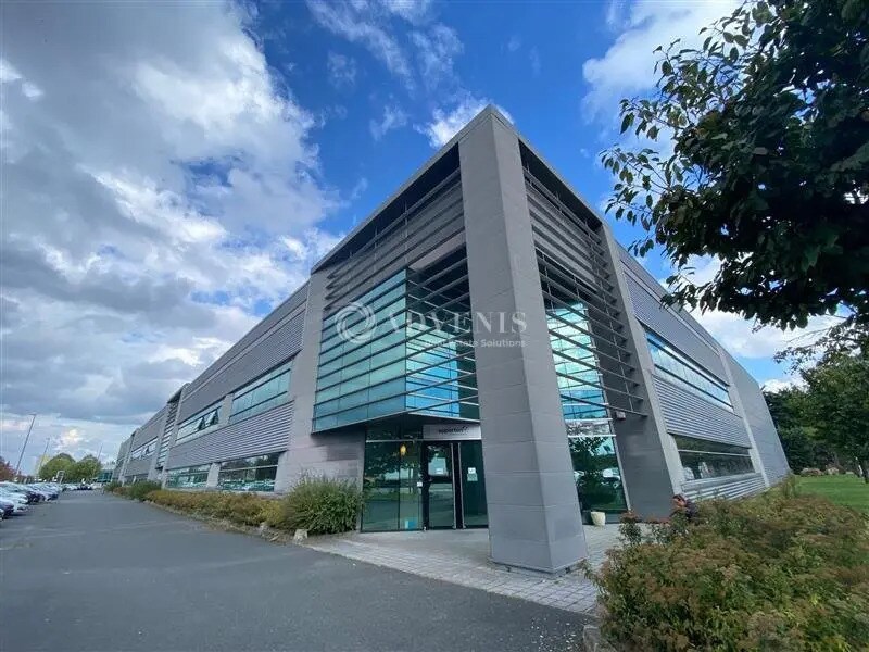 Flex in Bonneuil-sur-Marne for lease Building Photo- Image 1 of 2