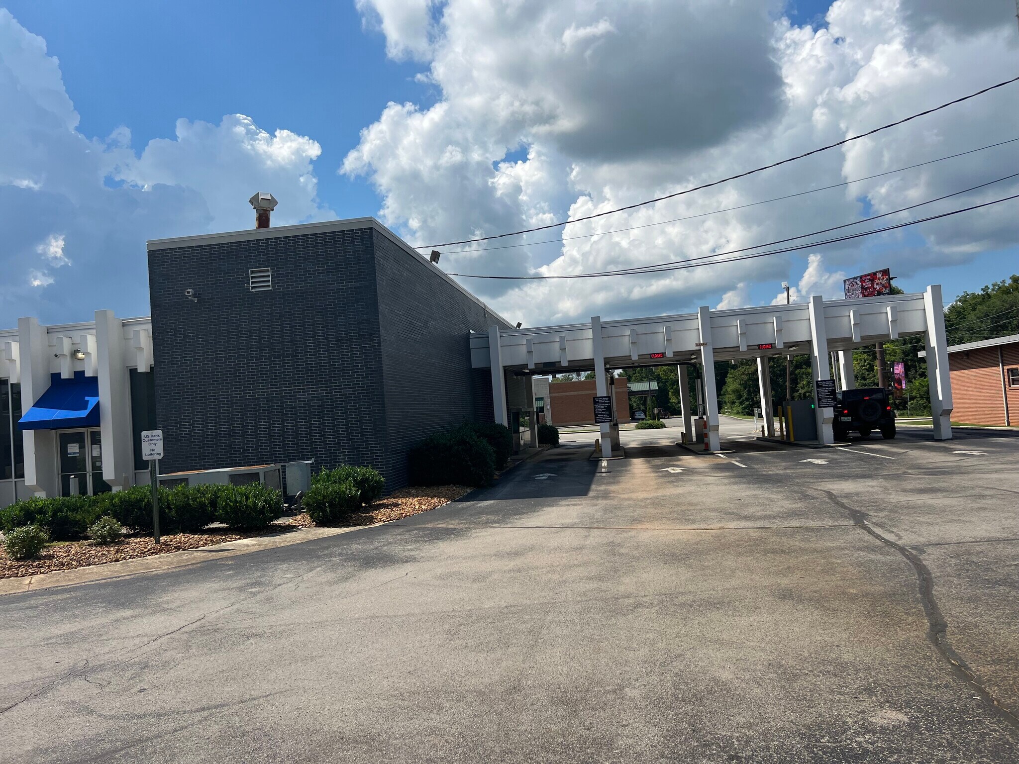 488 W Bockman Way, Sparta, TN 38583 Retail for Sale