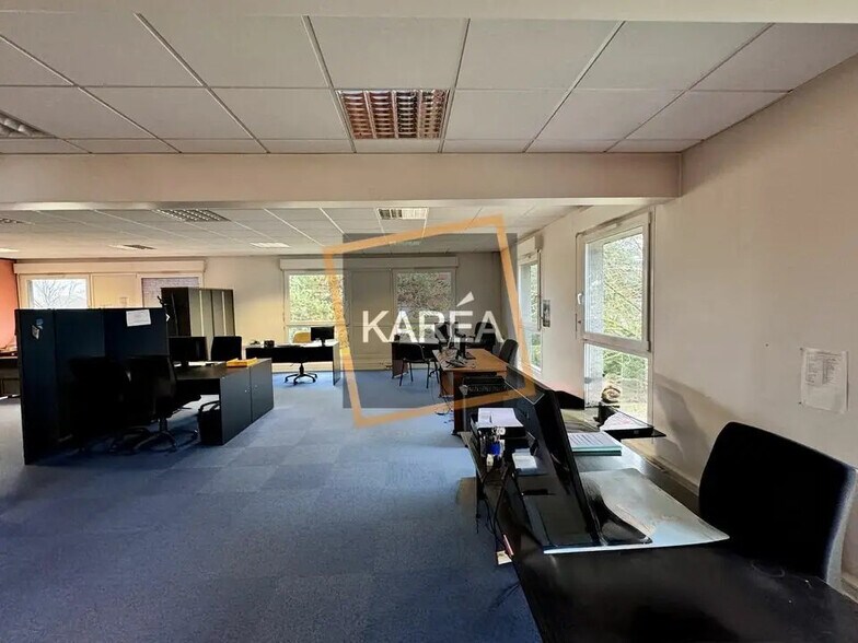 Office in Magny-le-Hongre for sale - Interior Photo - Image 3 of 5