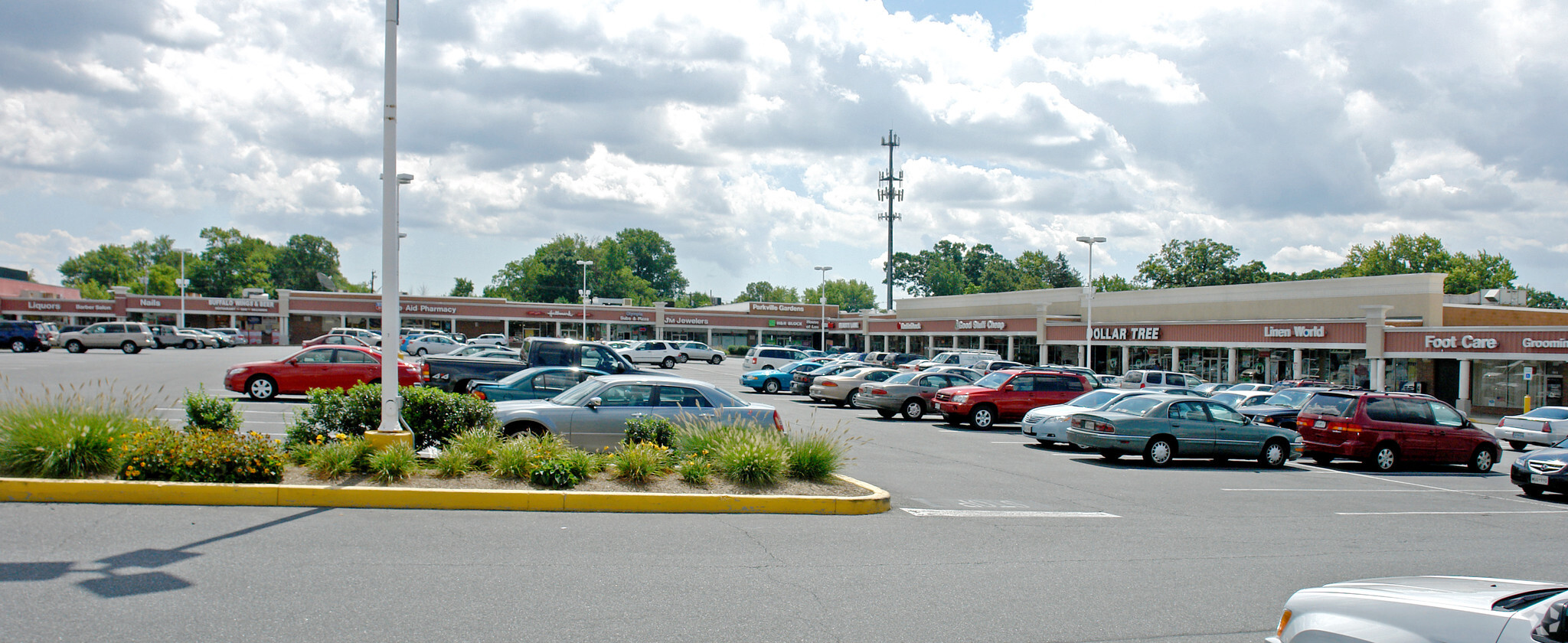 7601-7709 Harford Rd, Baltimore, MD for lease Building Photo- Image 1 of 4