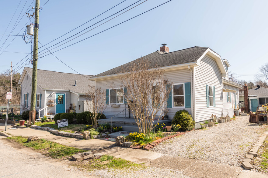 117 Plum St, Newburgh, IN for sale - Primary Photo - Image 1 of 1