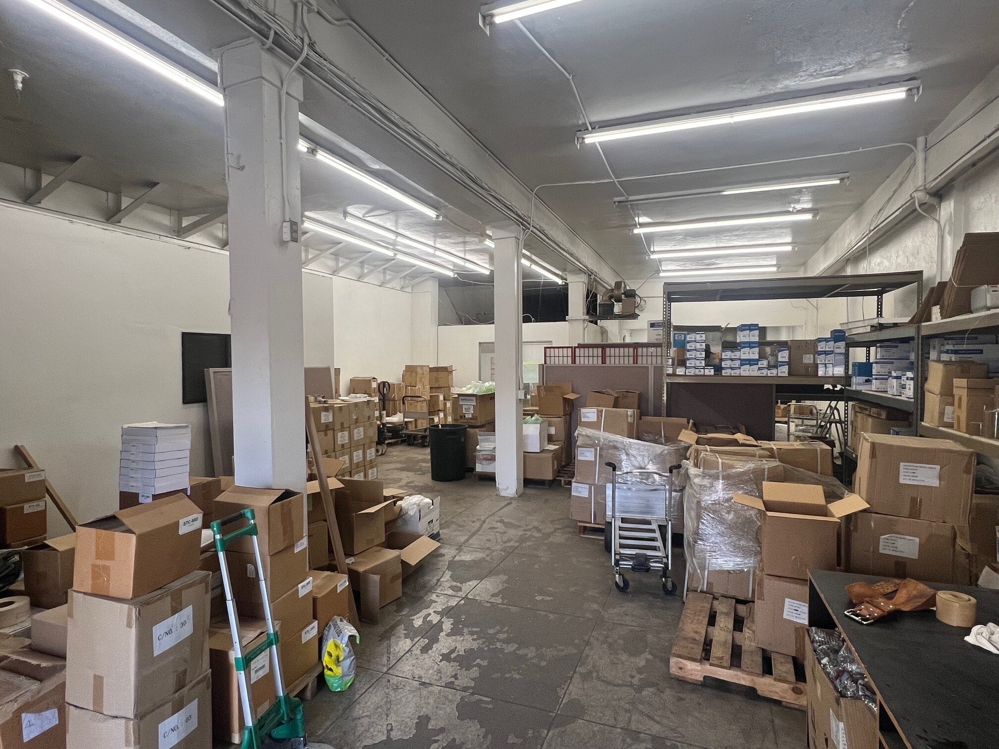 3023-3035 S Grand Ave, Los Angeles, CA for lease Building Photo- Image 1 of 1