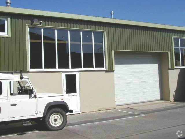 Wilkinson Rd, Cirencester for lease - Building Photo - Image 2 of 4