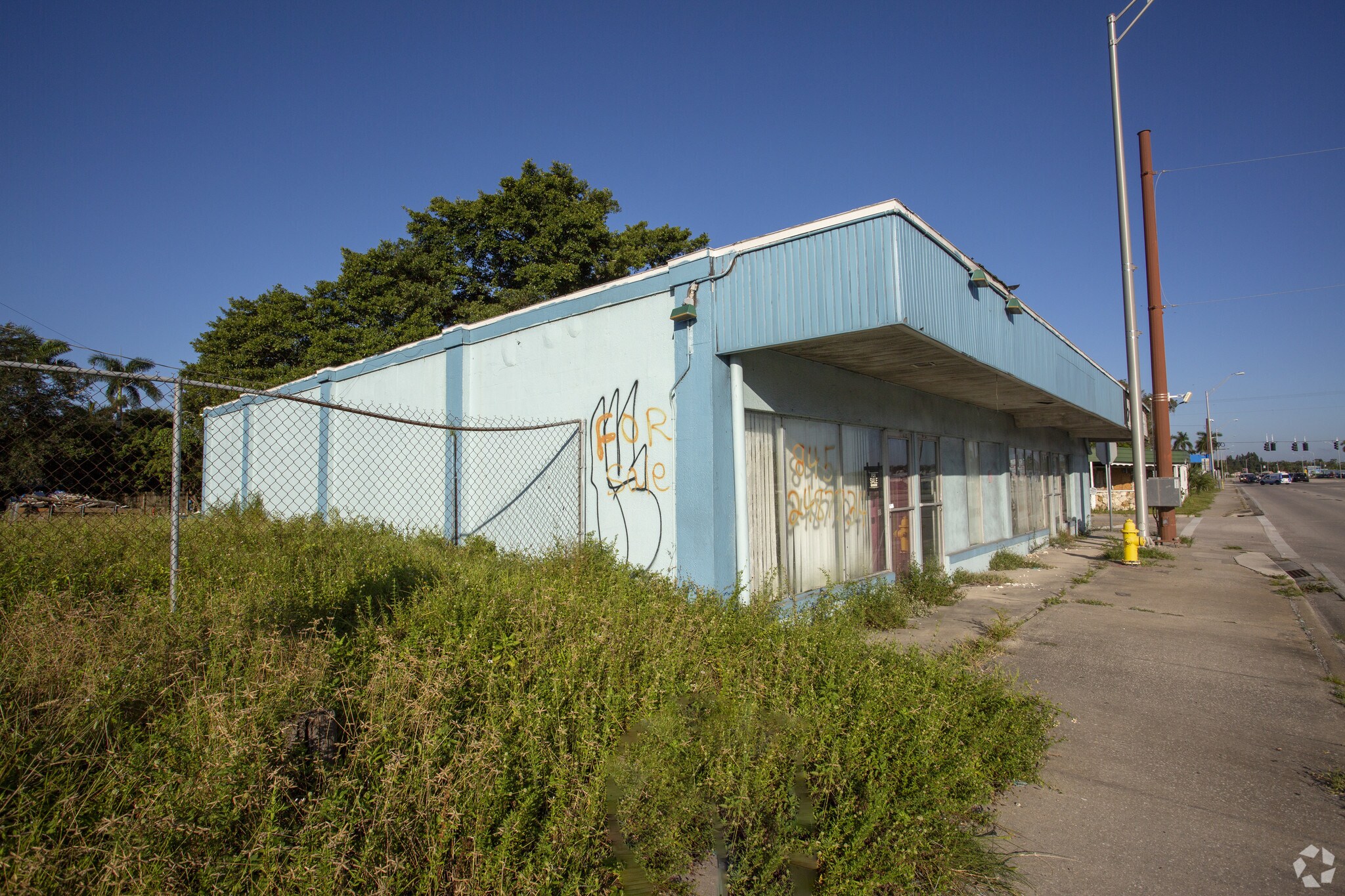 1181 N Tamiami Trl, North Fort Myers, FL for sale Building Photo- Image 1 of 3