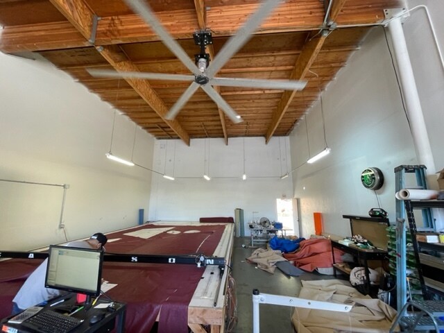 1991 Don Lee Pl, Escondido, CA for lease - Building Photo - Image 3 of 4