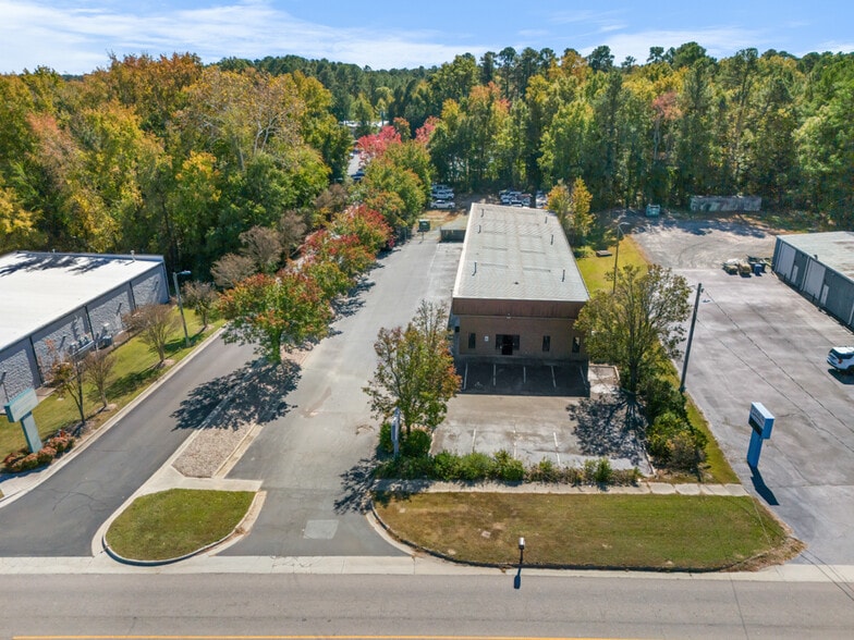 4533 Hillsborough Rd, Durham, NC for lease - Building Photo - Image 2 of 38