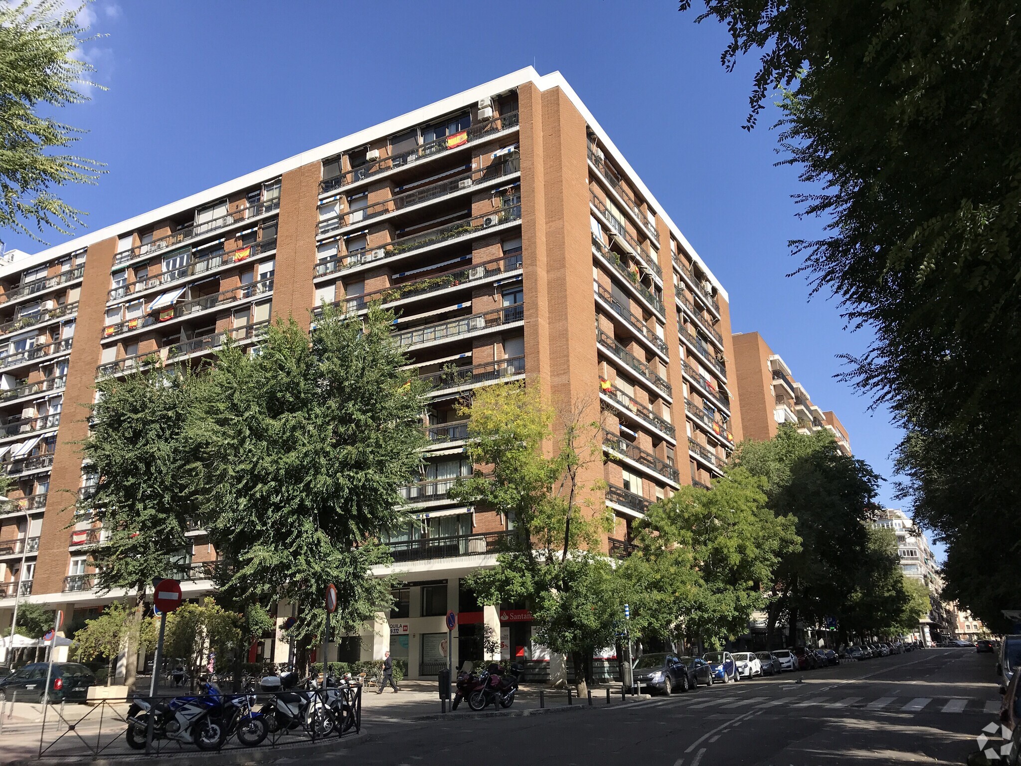 Calle De Rodríguez San Pedro, 8, Madrid, Madrid for lease Primary Photo- Image 1 of 3