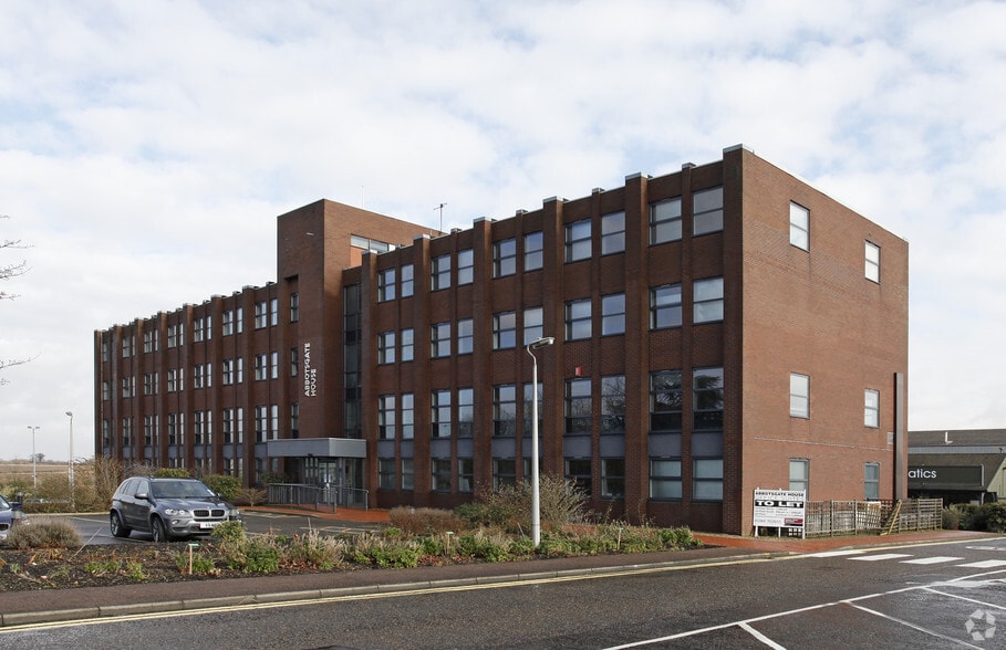 Hollow Rd, Bury St Edmunds for lease - Building Photo - Image 2 of 2