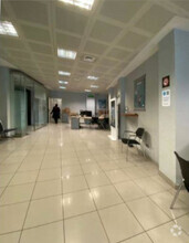 Retail in Fuenlabrada, MAD for lease Interior Photo- Image 2 of 13