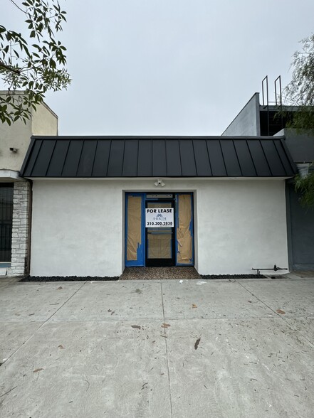 10432 Burbank Blvd, North Hollywood, CA for lease - Building Photo - Image 1 of 9