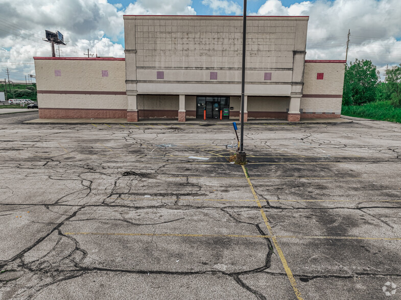 4910 Northfield Rd, North Randall, OH for lease - Building Photo - Image 3 of 17