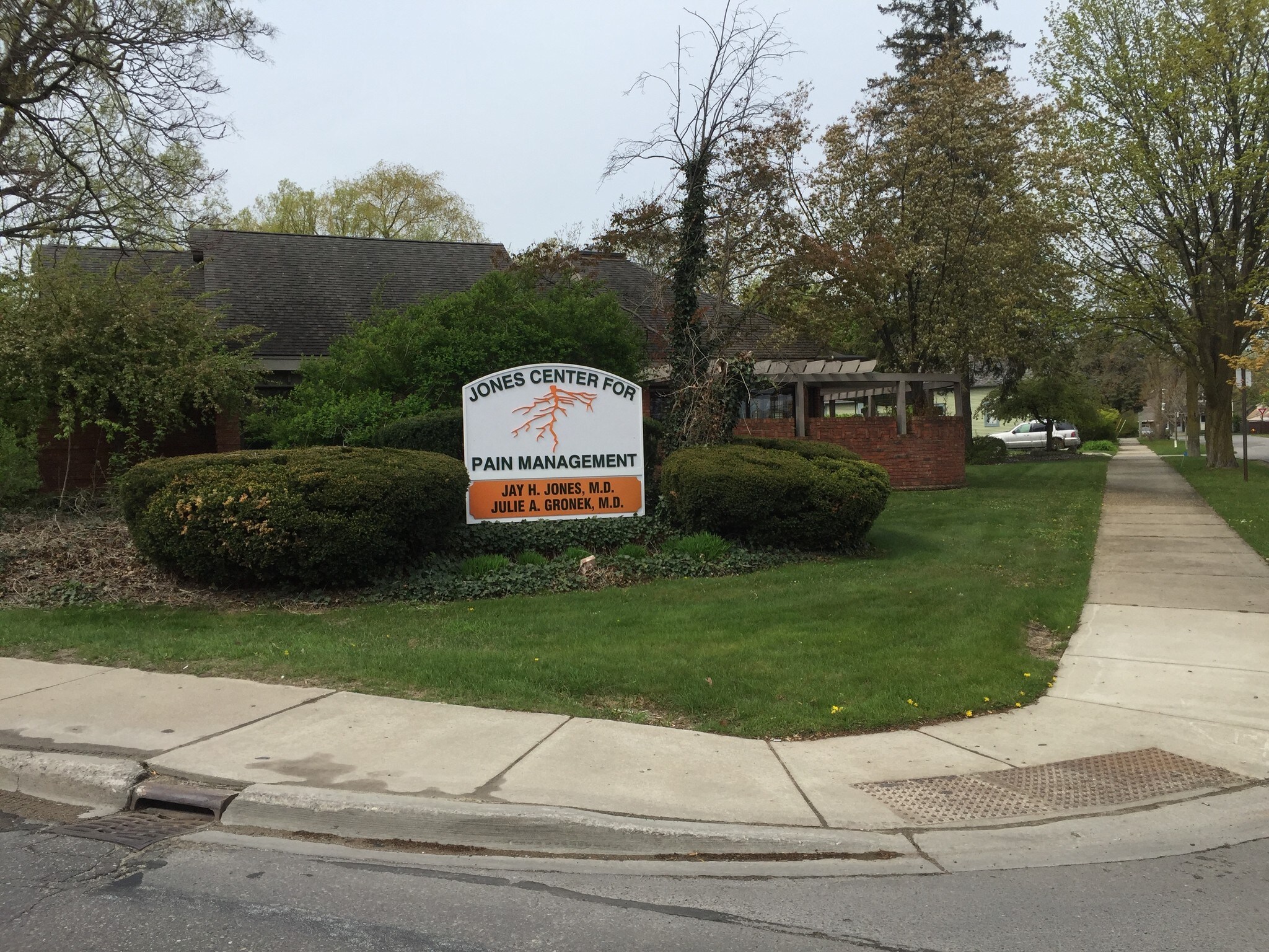 701 3rd St, Traverse City, MI for sale Building Photo- Image 1 of 1